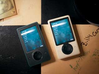 20061115002513-zune.jpg